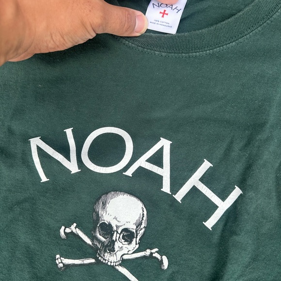 Noah Green Long Sleeve Shirt - Picture 2 of 3